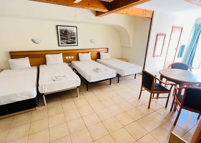 Quad 2936 Aparthotel